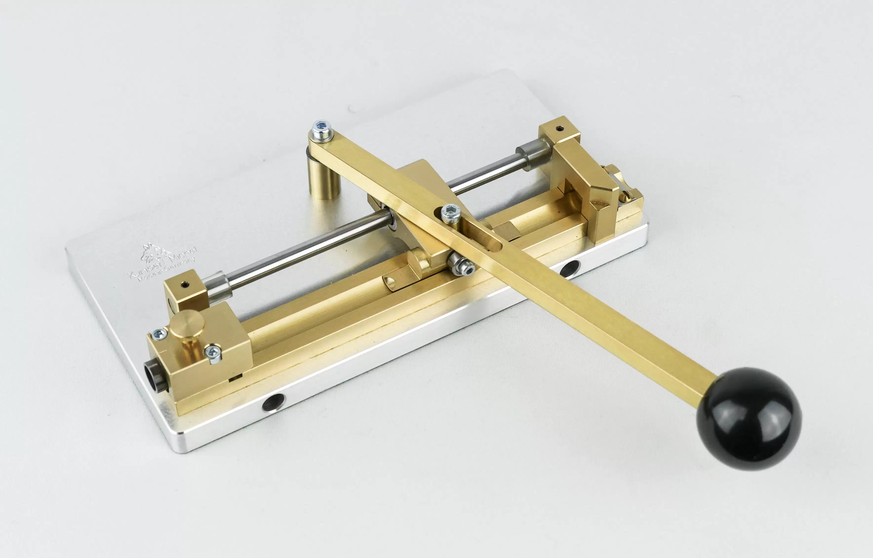 Kunibert Michel Oboe Pregouging Machine